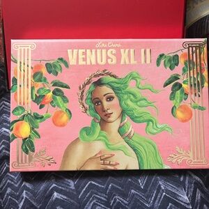 Lime crime Venus XL2 pallet lightly used, great warm, neutral, palette